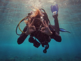 Couple under water