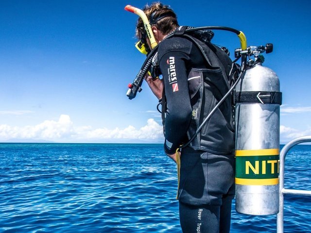 Nitrox diving course Los Cristianos