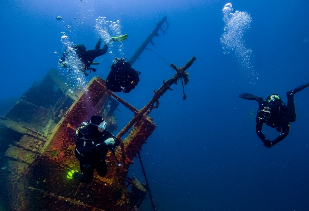 tabaiba dive site, el penon, wreck diving tenerife, blog diving atlantis